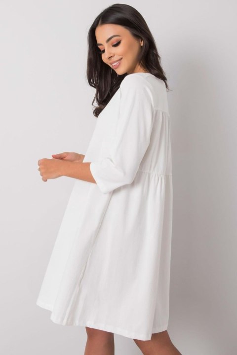 Sukienka Model RV-SK-6274.36P White - Relevance Sukienka Model RV-SK-6274.36P White - Relevance