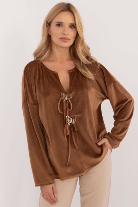 Bluzka Model DHJ-BZ-19916.03P Light Brown - Italy Moda Bluzka Model DHJ-BZ-19916.03P Light Brown - Italy Moda
