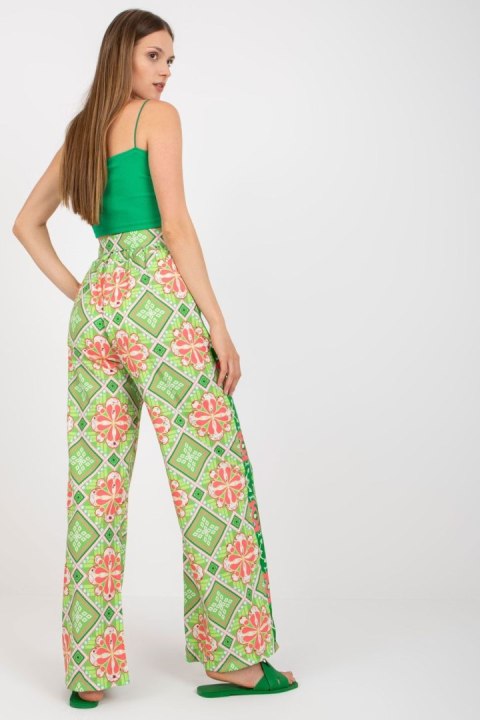 Spodnie Damskie Model DHJ-SP-13587.66P Green - Italy Moda Spodnie Damskie Model DHJ-SP-13587.66P Green - Italy Moda