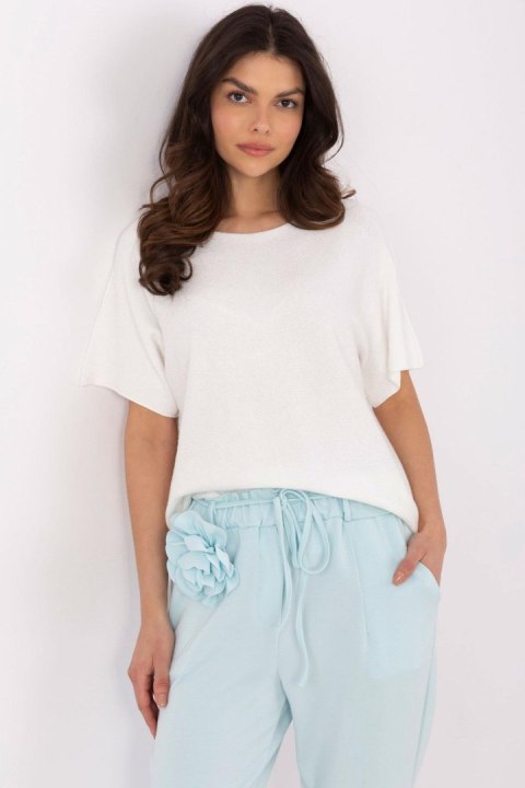 Sweter Damski Model MO-SW-0703.63 Ecru - Italy Moda Sweter Damski Model MO-SW-0703.63 Ecru - Italy Moda