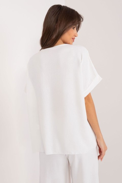 Bluzka Model DHJ-BZ-8368.02 Ecru - Italy Moda Bluzka Model DHJ-BZ-8368.02 Ecru - Italy Moda