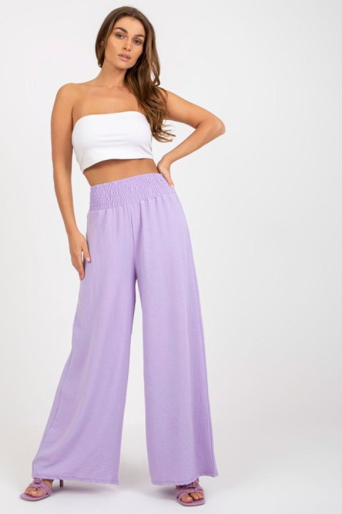 Spodnie Damskie Model DHJ-SP-8390.70 Light Violet - Italy Moda Spodnie Damskie Model DHJ-SP-8390.70 Light Violet - Italy Moda