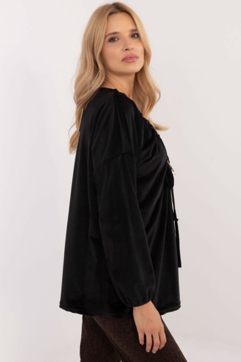 Bluzka Model DHJ-BZ-19902.49P Black - Italy Moda Bluzka Model DHJ-BZ-19902.49P Black - Italy Moda