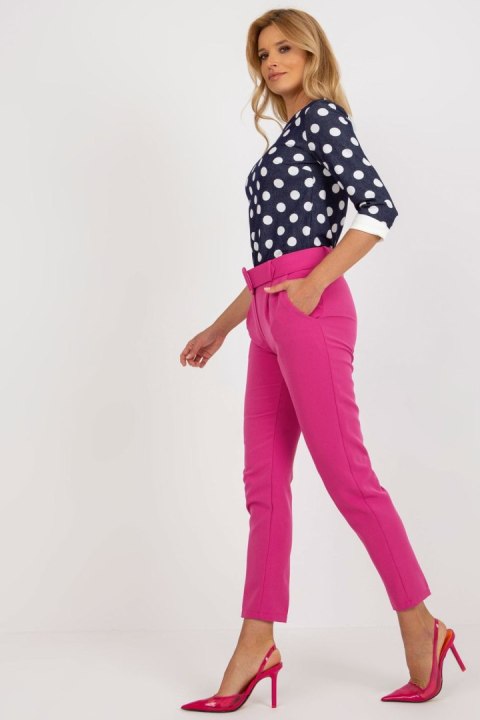 Spodnie Damskie Model DHJ-SP-12787.21X Dark Pink - Italy Moda Spodnie Damskie Model DHJ-SP-12787.21X Dark Pink - Italy Moda
