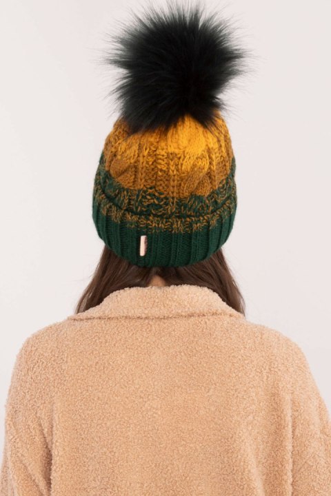 Czapka Model JK-CZ-52.17 Dark Green - Rue Paris Czapka Model JK-CZ-52.17 Dark Green - Rue Paris
