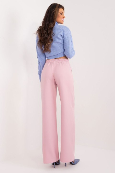 Spodnie Damskie Model WN-SP-8247.06 Light Pink - Rue Paris Spodnie Damskie Model WN-SP-8247.06 Light Pink - Rue Paris