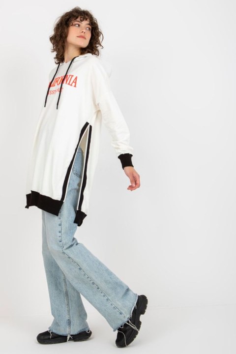 Bluza Damska Model VI-BL-327.70P Ecru - Factory Price Bluza Damska Model VI-BL-327.70P Ecru - Factory Price
