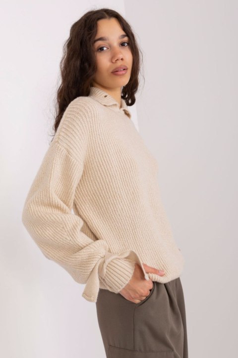Sweter Damski Model BA-SW-0305.67P Beige - Badu Sweter Damski Model BA-SW-0305.67P Beige - Badu