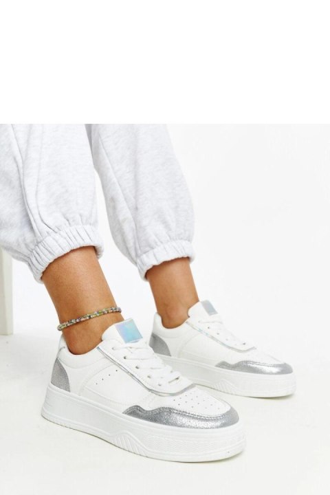 Biało-srebrne sneakersy na grubszej podeszwie Rumai - Solea Biało-srebrne sneakersy na grubszej podeszwie Rumai - Solea