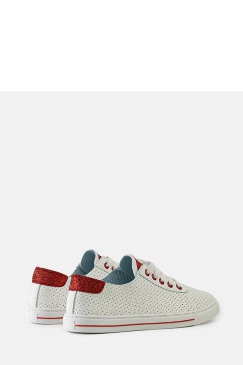 Białe perforowane sneakersy Ruala - Solea Białe perforowane sneakersy Ruala - Solea