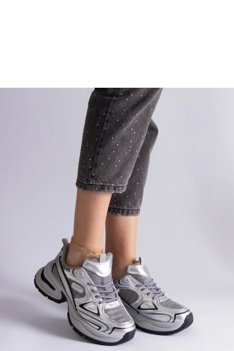 Srebrne sneakersy na masywnej podeszwie Adoma - Solea Srebrne sneakersy na masywnej podeszwie Adoma - Solea