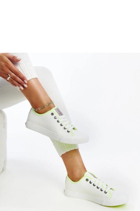 Białe damskie trampki z kolorem CROSS JEANS - Solea Białe damskie trampki z kolorem CROSS JEANS - Solea
