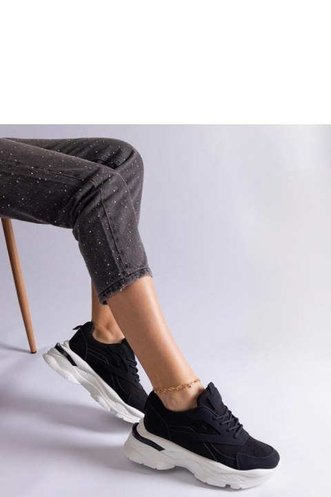 Czarne sneakersy na grubszej podeszwie Guerrera - Solea Czarne sneakersy na grubszej podeszwie Guerrera - Solea