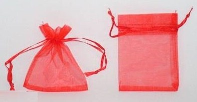 Torebki z materiału tiul 12 x 15 cm czerwone 12szt. 4846 Torebki z materiału tiul 12 x 15 cm czerwone 12szt. 4846