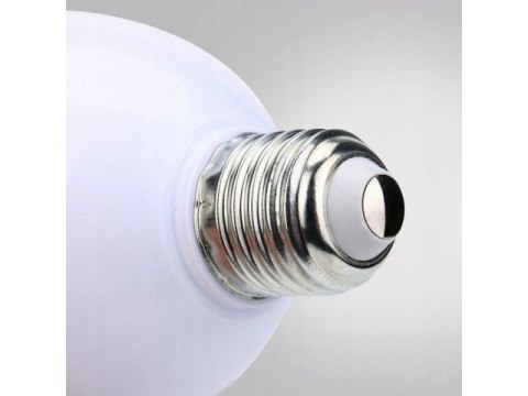 Żarówka LED DISCO Projektor dyskotekowy z wtyczką 1002 Żarówka LED DISCO Projektor dyskotekowy z wtyczką 1002