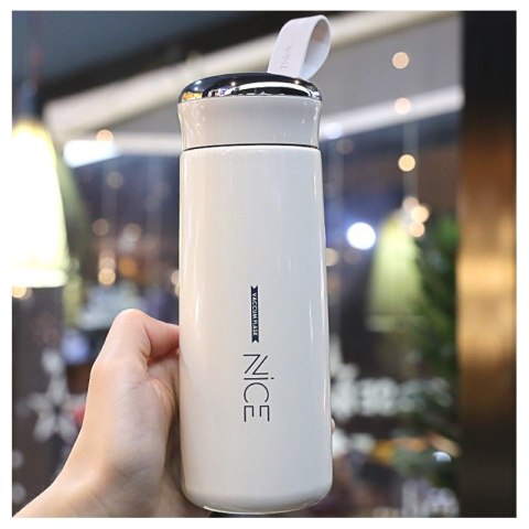 Butelka na wodę z uchwytem NICE 400 ML BD12ZO Butelka na wodę z uchwytem NICE 400 ML BD12ZO