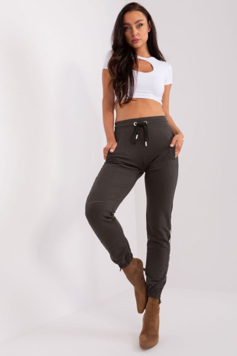 Spodnie Dresowe Model RV-DR-8547.08 Dark Khaki - Relevance Spodnie Dresowe Model RV-DR-8547.08 Dark Khaki - Relevance