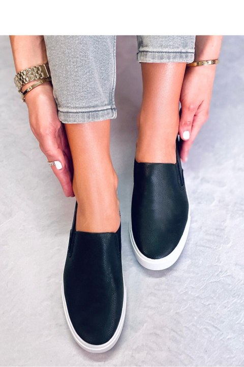 Trampki damskie slip-on DIAZ BLACK - Inello Trampki damskie slip-on DIAZ BLACK - Inello
