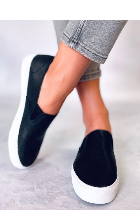 Trampki damskie slip-on DIAZ BLACK - Inello Trampki damskie slip-on DIAZ BLACK - Inello